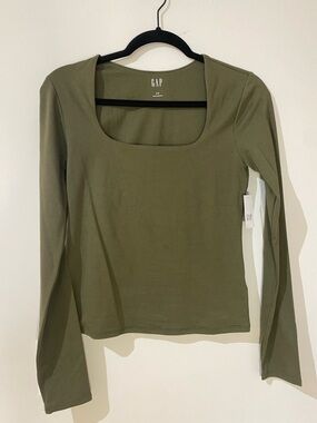 GAP Olive Square-Neck Long Sleeve Top